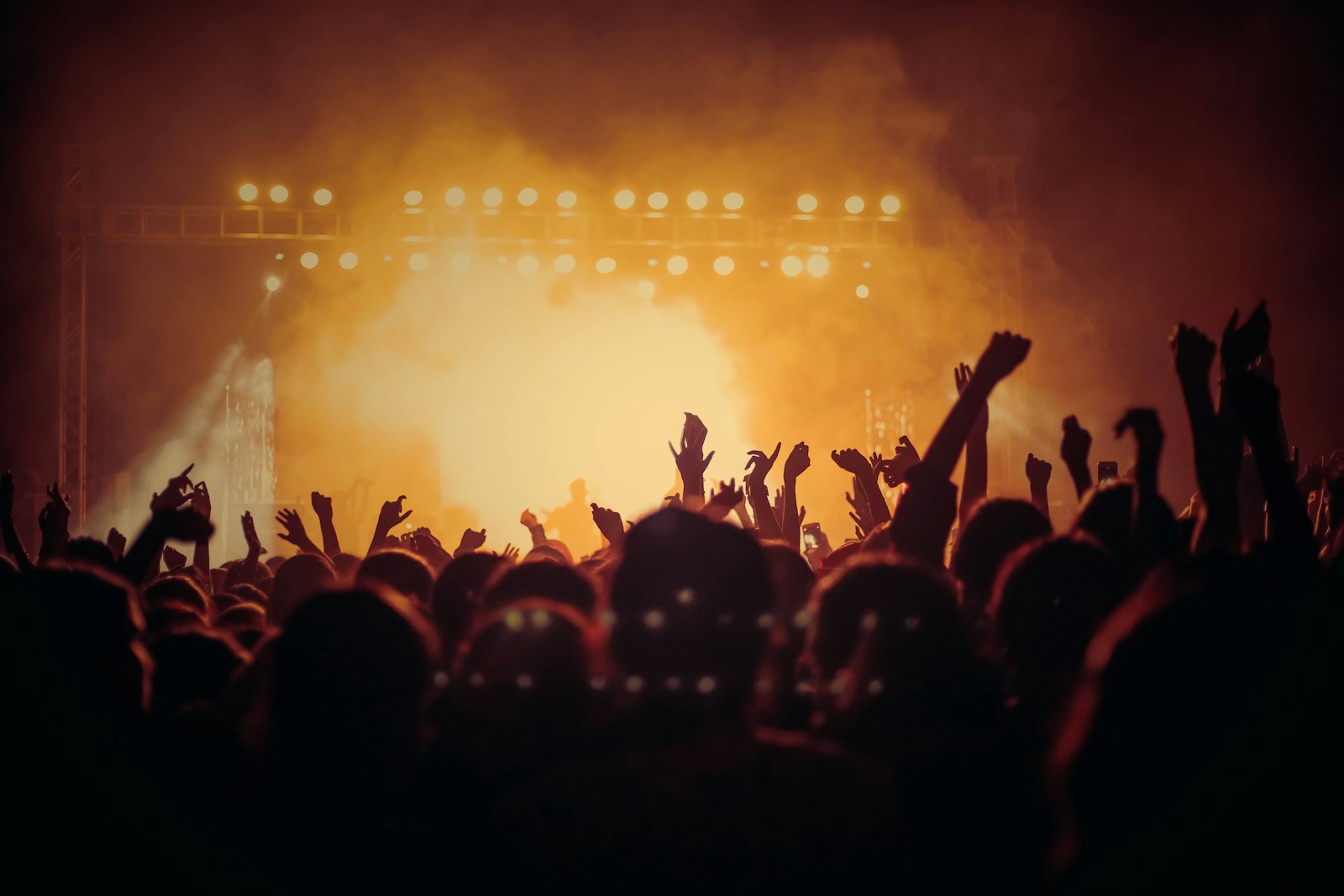 The 200-Cap Room Is Music's Greatest Invention