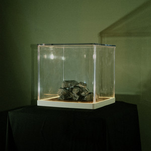 Cloch 's Claí by Trá Pháidín — cover art